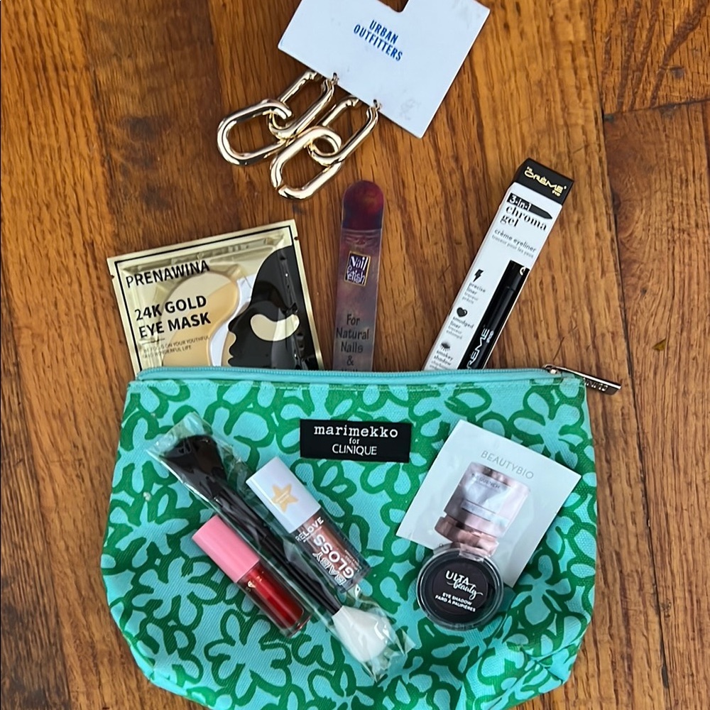 Bundle - Green Clinique Cosmetic Bag with goodies. Urban Outfitters ear rings,